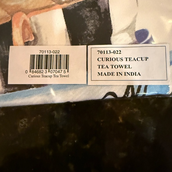 MacKenzie-Childs Curious Teacup Tea Towel - Picture 2 of 2